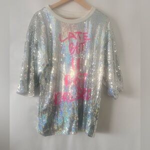 Source Unknown Silver Sequin Crewneck with Pink Graphic